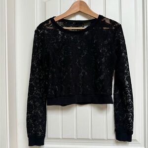 H&M Black Floral Lace Long Sleeved Crop Top. Size M
